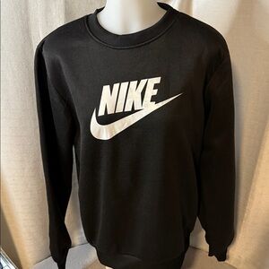 Nike Men's Black Crewneck Sweater NWOT